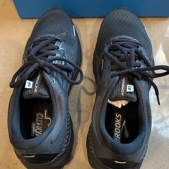 New Brooks black Adrenaline GTS 21 Athletic Sneakers size 11.5 - Picture 3 of 12